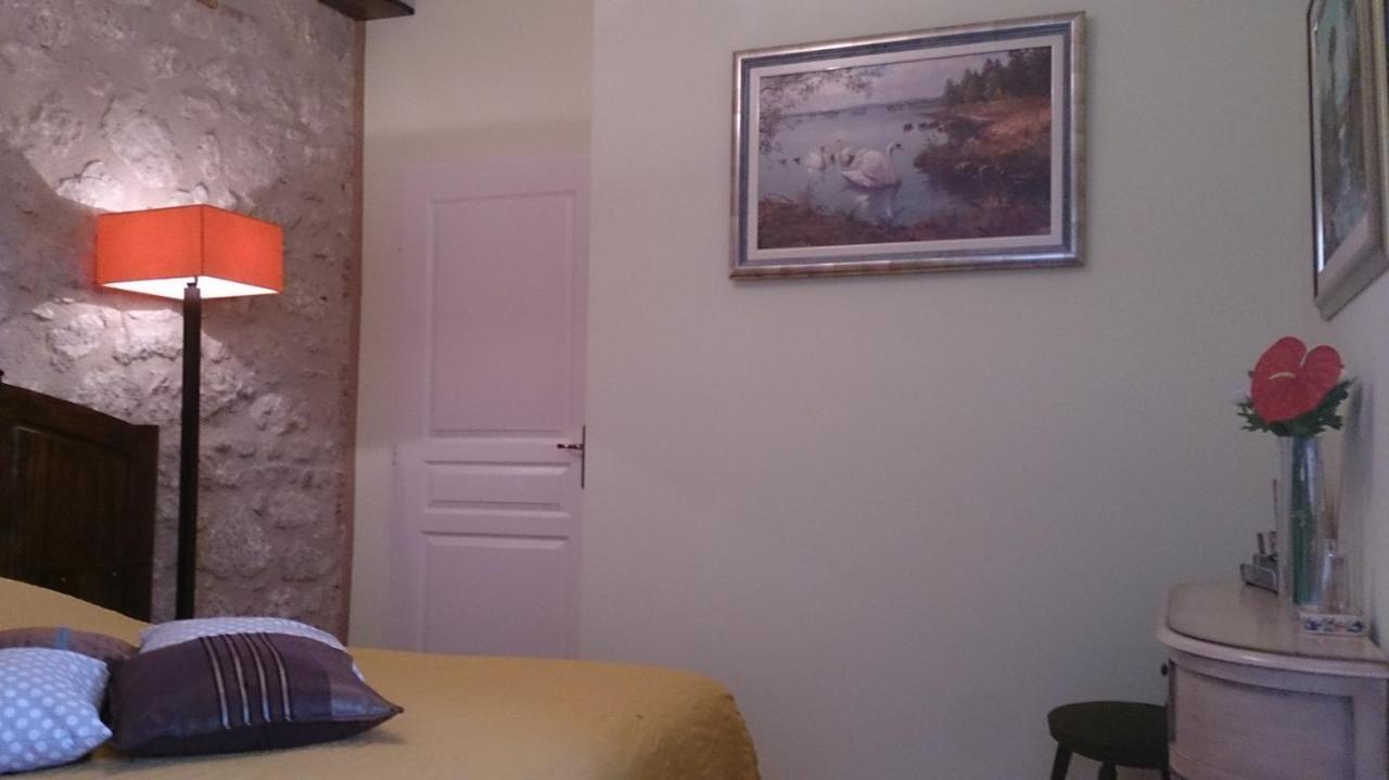 Chambres Et Tables D'Hotes "Au Pres De Ma Blonde" Senouillac Exteriör bild